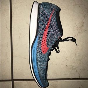 Nike Flyknit Racers